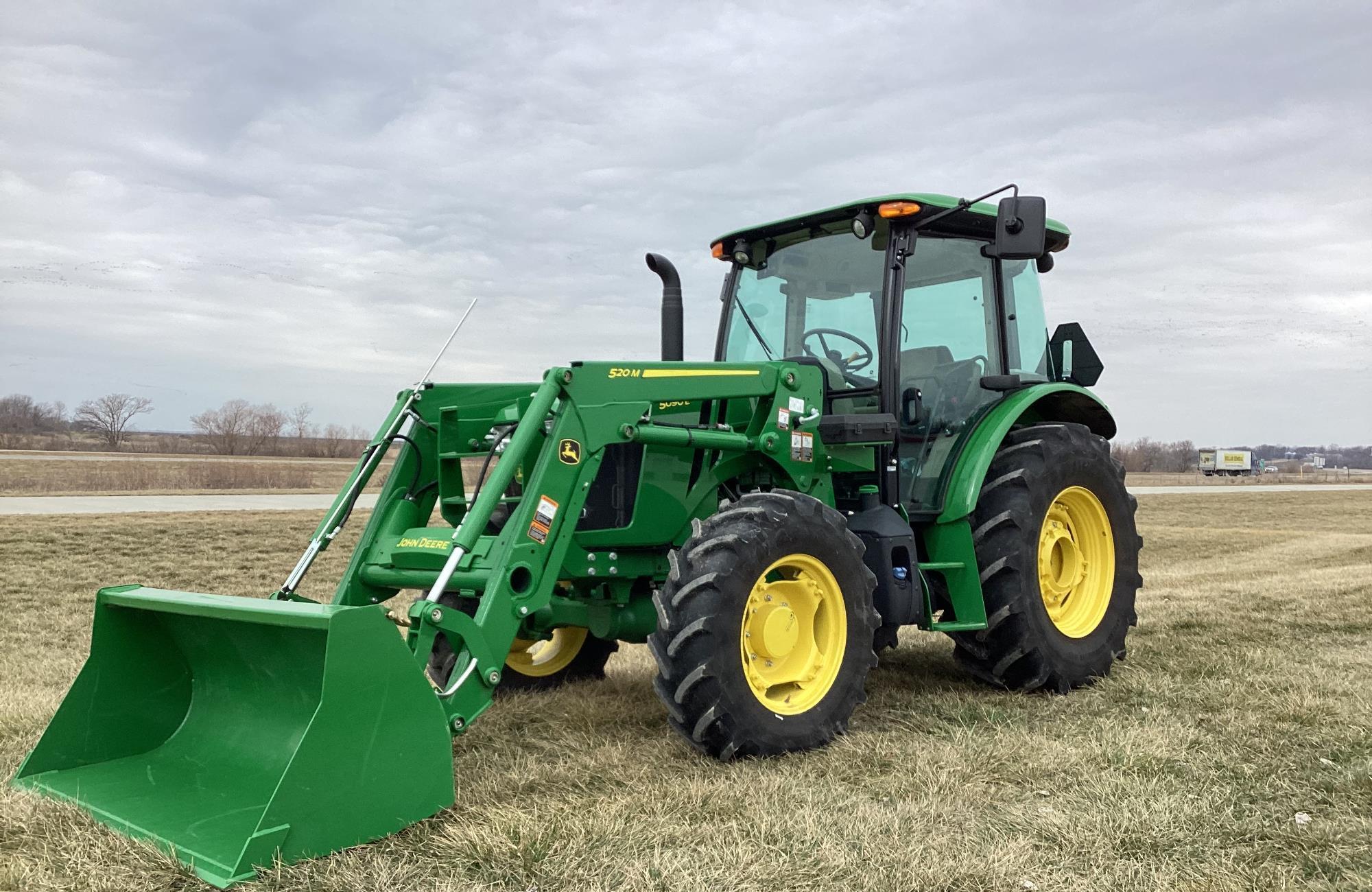 2021 John Deere 5090E 